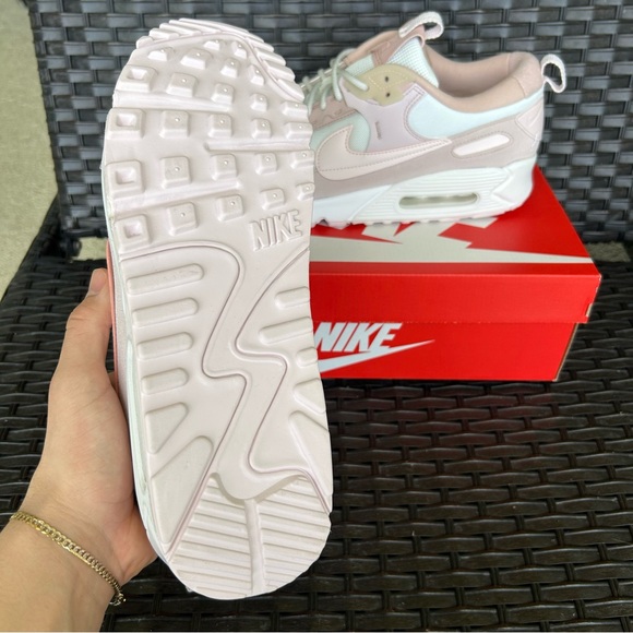 NIKE AIR MAX 90 FUTURA BARLEY ROSE Size 11.5 W - Picture 5 of 5